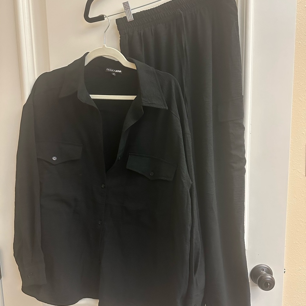 Fashion Nova 2 piece pant and shirt.  Long sleeve, pants elastic ankle
